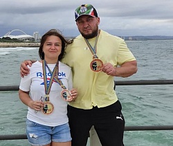 Поздравляем членов нашего клуба! 